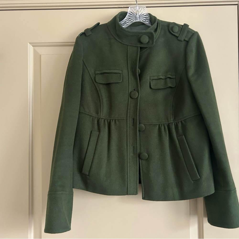 Like-new Ann Taylor Blazer Size 6